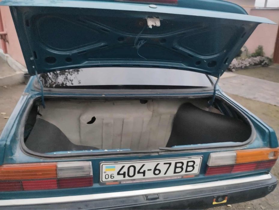 Продам       ауди 80.