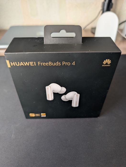 Навушники Huawei Freebuds 4 Pro