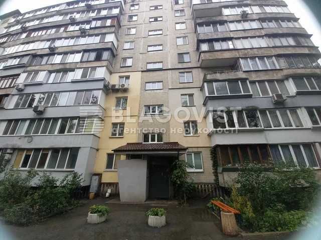 Продам 3кімн.квартиру Коновальця Євгена, 35  63 кв.м   ст.М"Печерська"