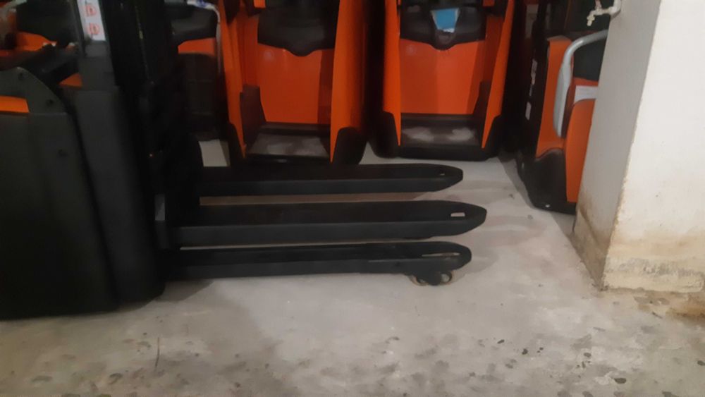 Paleciak elektryczny TOYOTA Bt SPE 200D