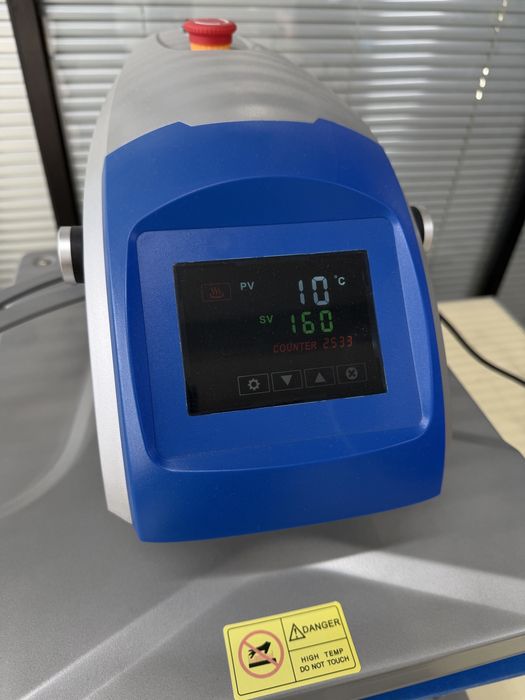 Prensa Térmica automática rotativa e extraível 40x50cm