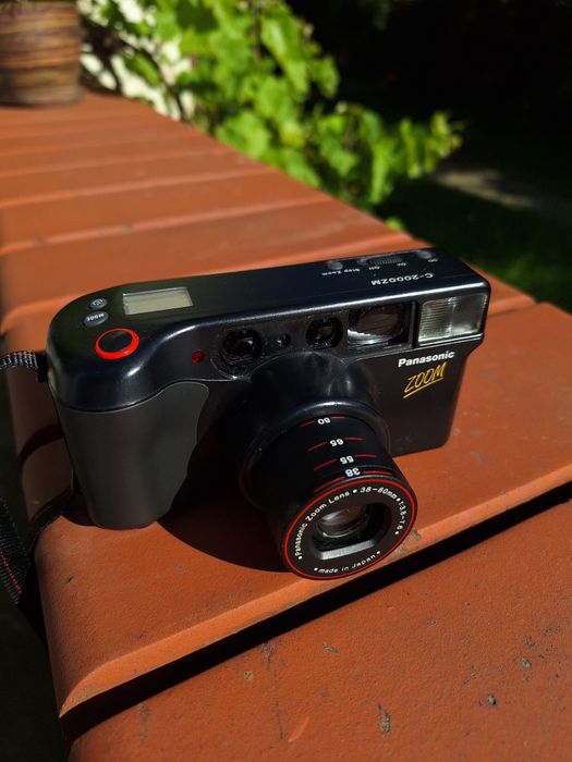 Panasonic Zoom C-2000ZM