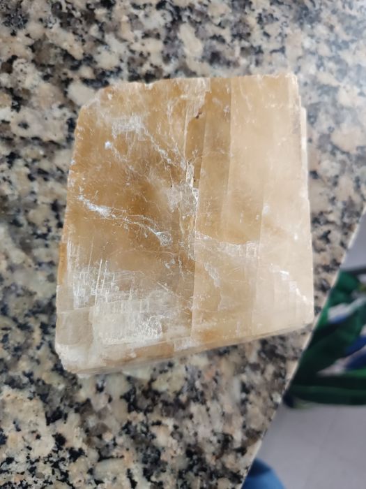 Pedra rara energizada