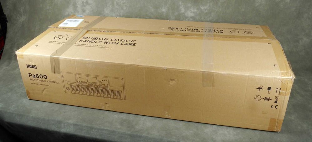 Korg PA600 Brand New Unused with Warranty, Includes Rhythms and Midis64172214667777121