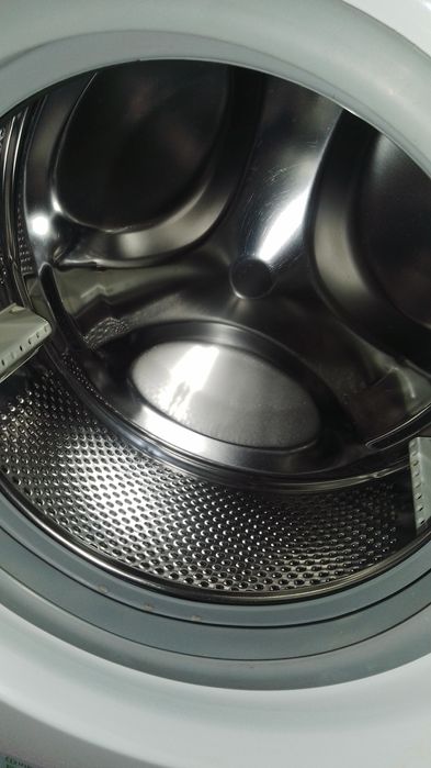 Стиральная машина indesit 2150W ua