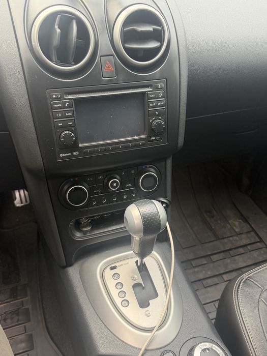 Nissan qashqai 2.0 дизель АКПП
