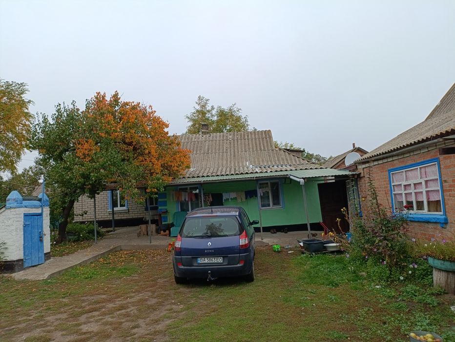 продам будинок !