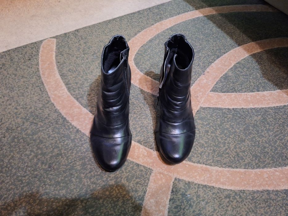 Buty damskie botki