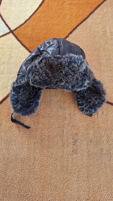 Ciepła czapka uszatka dla chłopaka z napisem Rail Talk