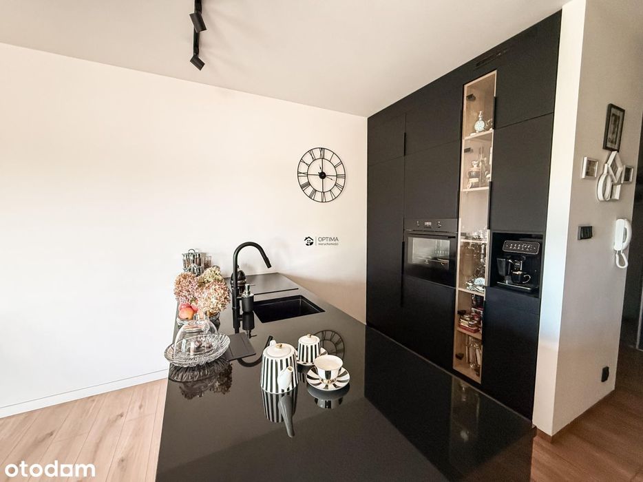 55m2, blisko centrum, miejsce parkingowe w hali,