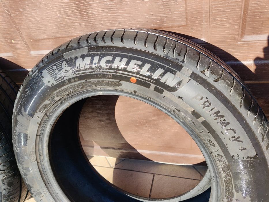 Nowe letnie  opony Michelin Primacy 4. Rozmiar 215 /65R/17