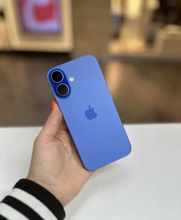 iPhone 16 128 GB Ultramarine – jak nowy!