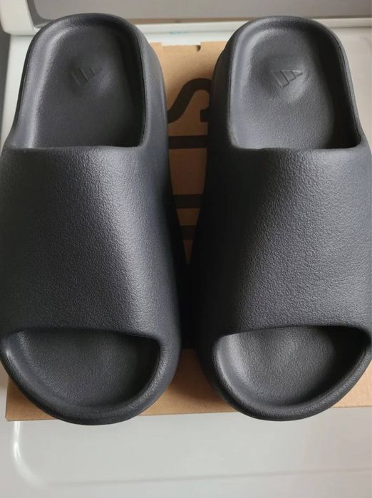 Оригинальные Слайды Adidas YEEZY Slide Onyx ORIGINAL 100% (new in box)
