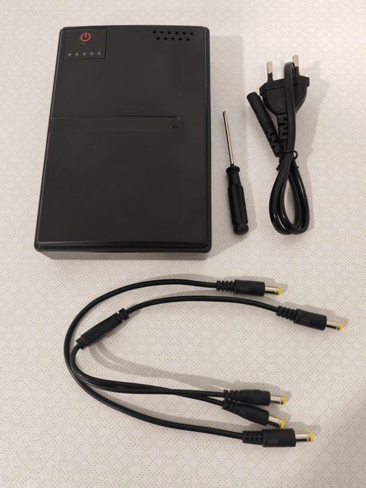 Міні UPS DC, джерело безперебійного живлення