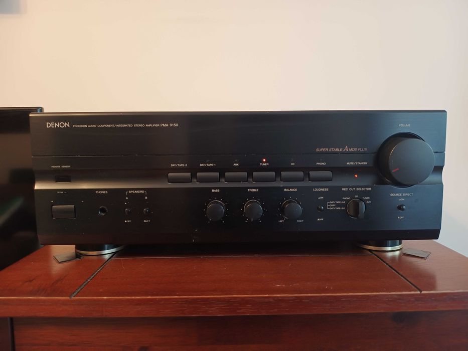 Wieża stereo wzmacniacz Denon PMA-915R, odtwarzacz DCD-520AE, tuner TU-1500AE