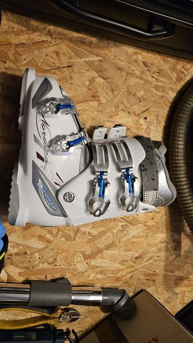 Damskie Buty Narciarskie Nordica The Cruise NFS 24,5 (38) Super stan