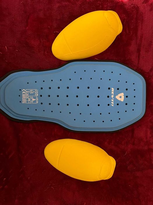 Conjunto Protector de costas  Revit SEESOFT + protector de joelhos