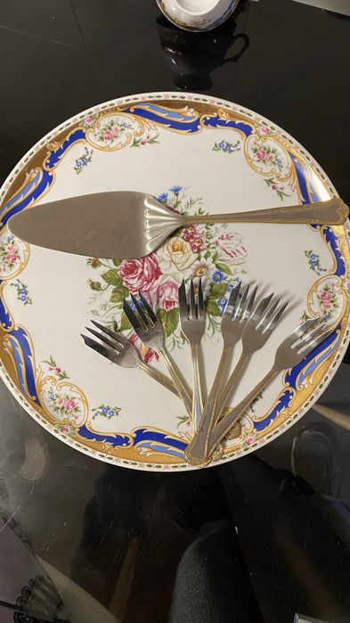 Conjunto de café Limoges + prato de bolo com talheres