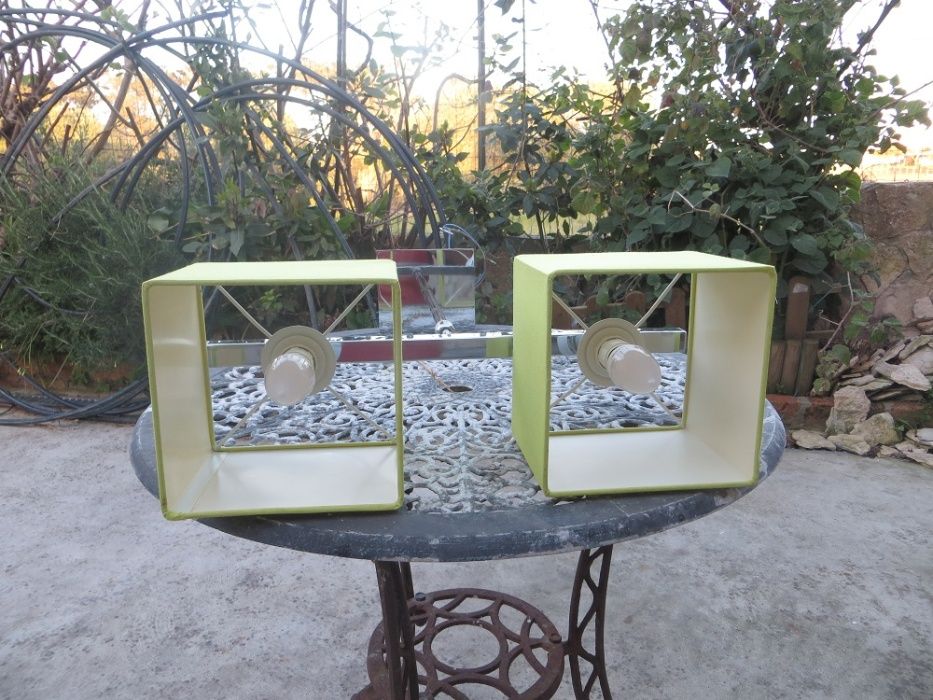 Candeeiro de Tecto + 2 Candeeiros de Mesa Cabeceira