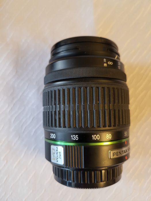 Pentax k-r body + 3 x obiektyw +  Lampa błyskowa Metz