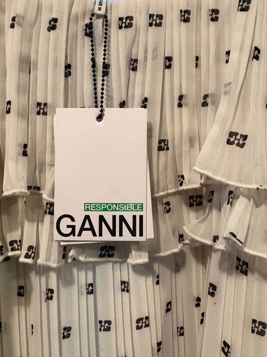 Плисированное платье бренда GANNI, Дания, размер XS-S, оригинал