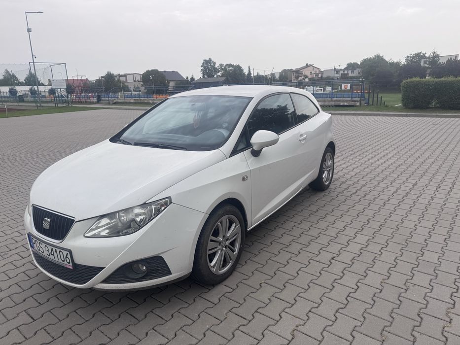Seat Ibiza IV 1.6 tdi z 2009