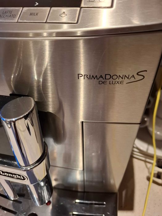Ekspres do kawy Delonghi PrimaDonna S De Lux stal nierdzewna