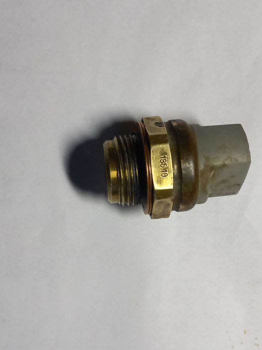 Накладки задних стоек багажника Golf-2 Гольф-2