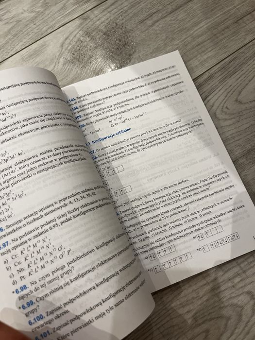 Zbiór zadań z chemii Pazdro