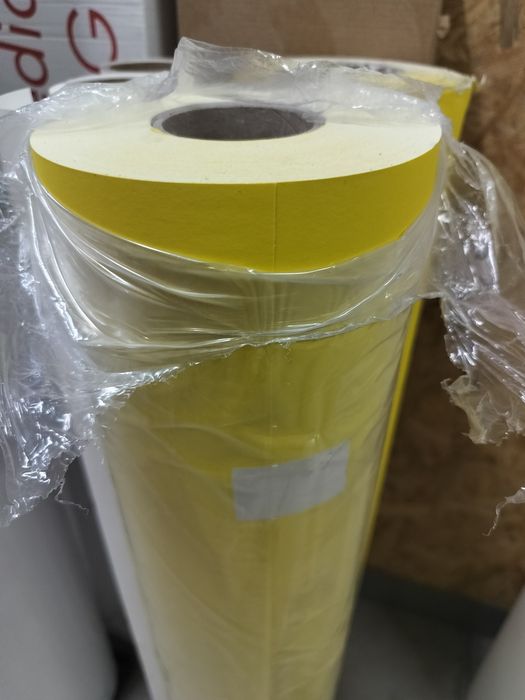 25 x Rolo papel pantone amarelo
