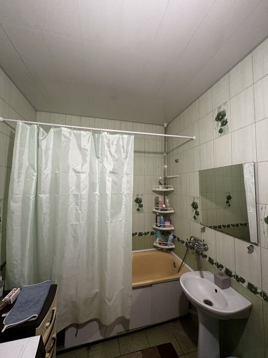 Продаж 3-х кімнатної квартири смт. Глеваха
