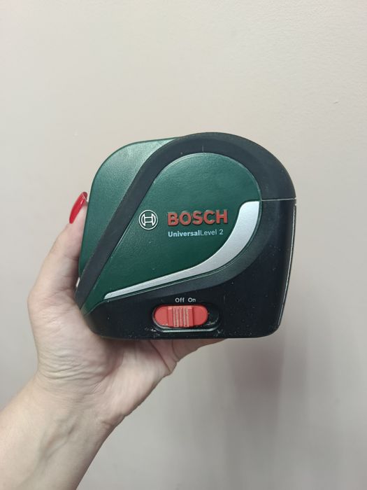Продам лазерный уровень Bosch