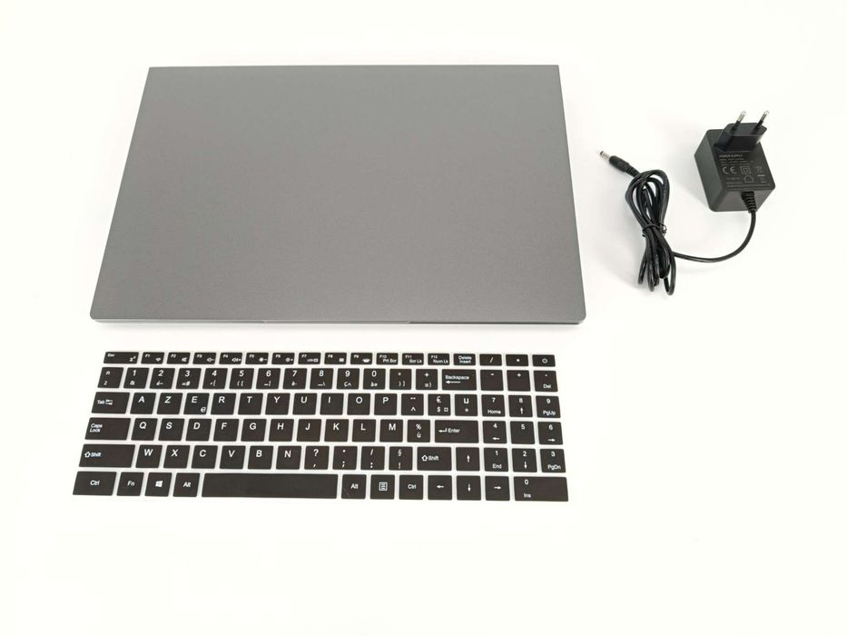 KUU Y-10 PRO 16" WUXGA Intel Core i5-8210Y 16/512GB SSD QWERTY