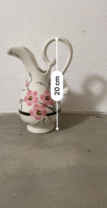 Peças de louça antigas
