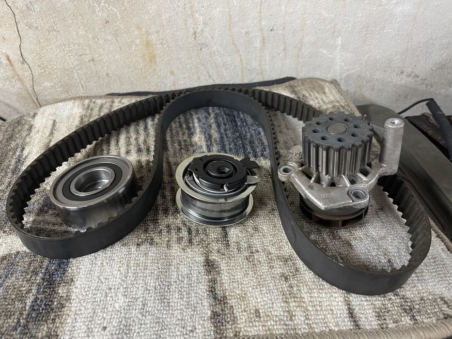 Комплект ГРМ VAG 2.0 TDI мотор CFC, CFCA