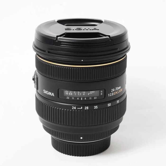 Об’єктив Sigma AF 24–70mm f/2.8 EX DG HSM для Nikon