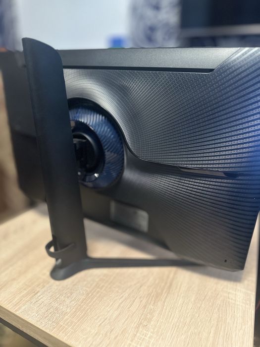 Игровой монитор 144hz Samsung Odyssey G3 | S27AG300NI