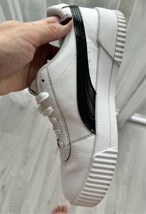 Кроссовки Puma  CARINA PFS