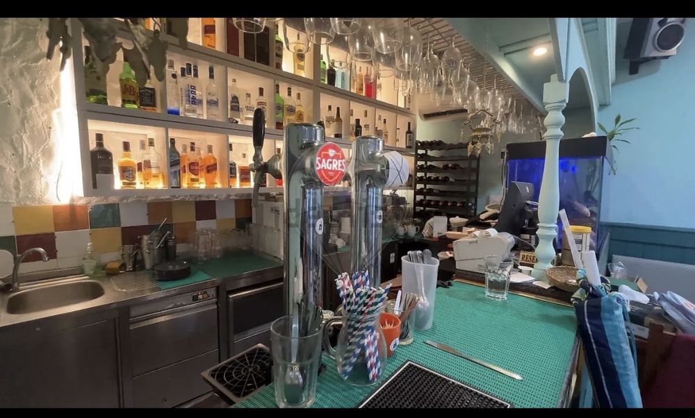 Restaurent for sale in centre of faro dowtown