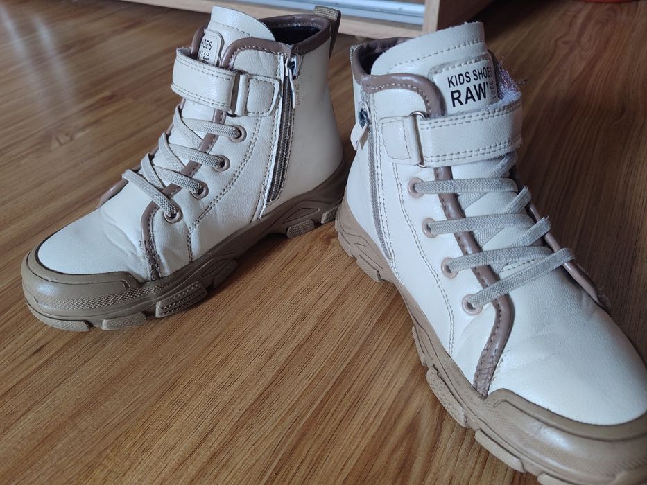 Дитячі боти для дівчинки 21.5см по устілці