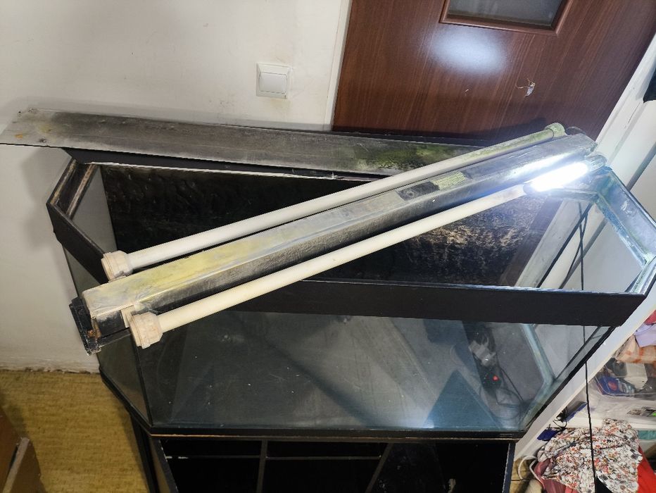 Akwarium JUWEL ok. 200 l. z szafką  120x40x50