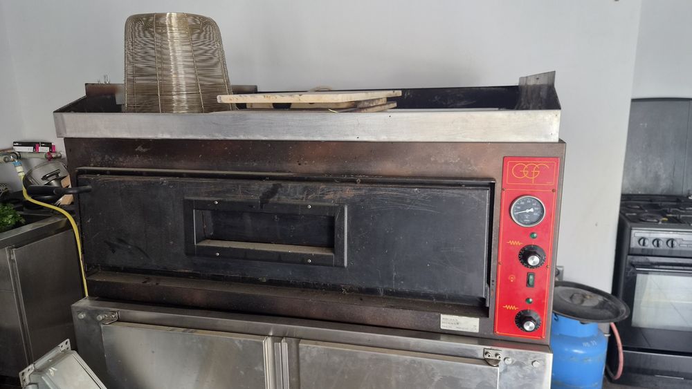 Piec do pizzy Matricola E9/R elektryczny 9,6KW