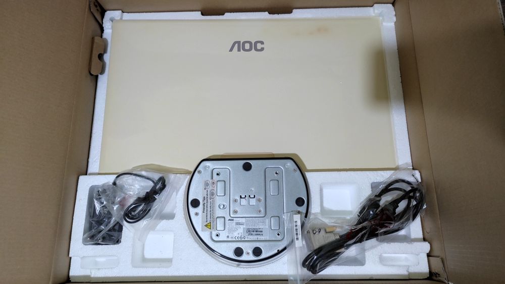 Монитор AOC E2343F