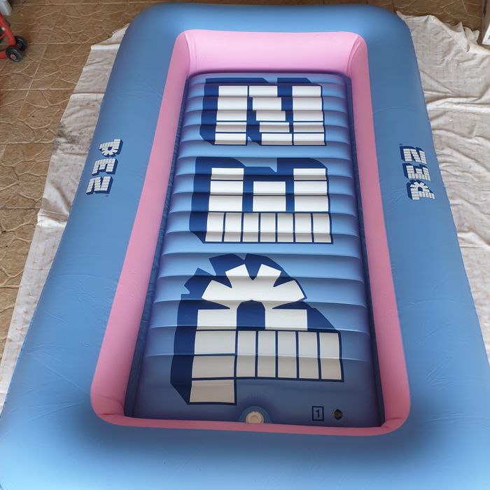 Rubber boat...425724606195312644