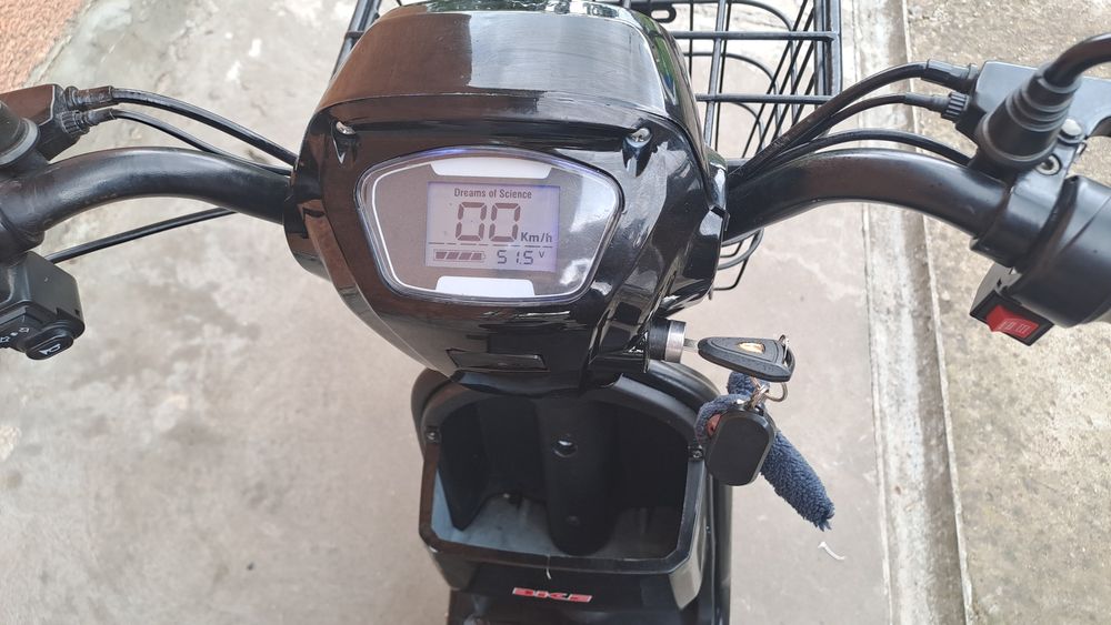 Продам електроскутер або обміняю на  скутер