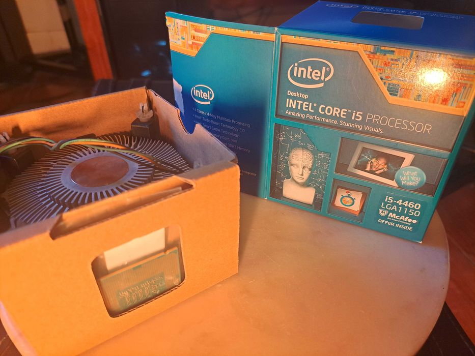 (CPU) Intel Core i5-4460 Quad-Core (LGA 1150) (Cooler Incluído)