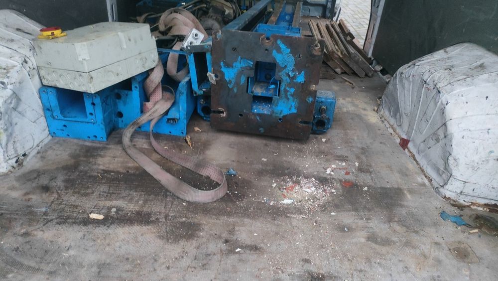 Podnośnik Samochodowy Hydrauliczny DWU-KOLUMNOWY 3,5 Tonowy