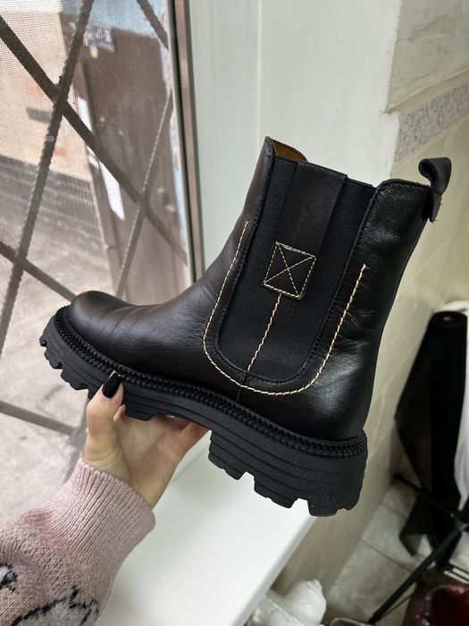 Продам кожанные зимние ботинки