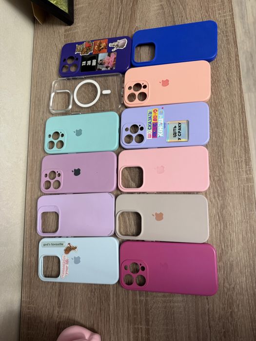 Чохли на айфон 15 про