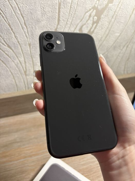 iPhone 11 в идеальном состоянии